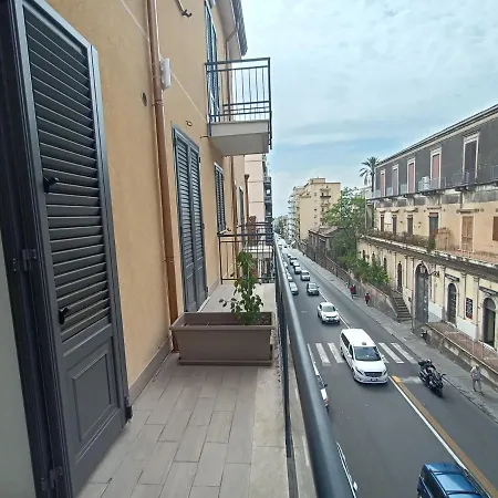 Friends & Family - Free Parking Car Catania