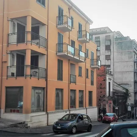 Friends & Family - Free Parking Car * Catânia